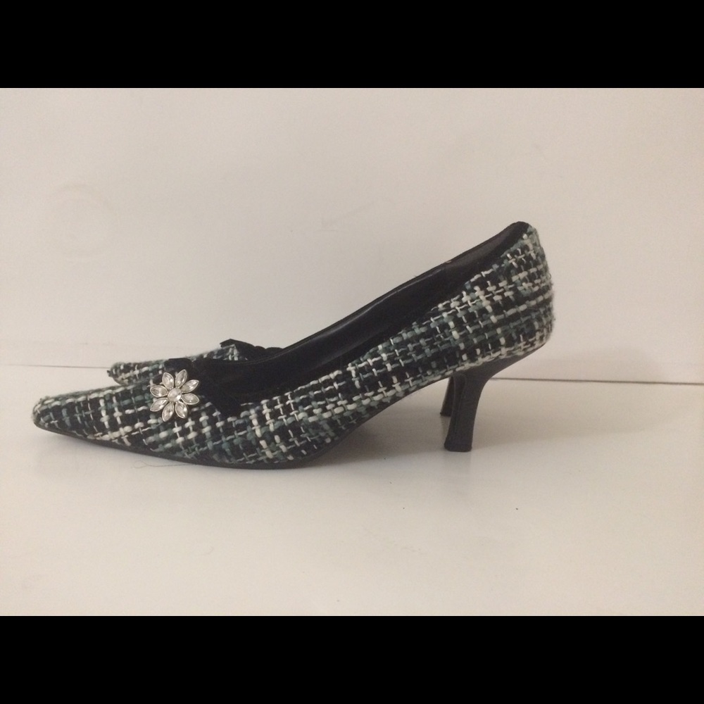 Women’s heels size 10 cloth pump blue green